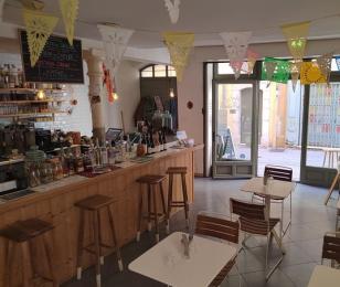 Intérieur du restaurant Santa Rosalia à Toulon